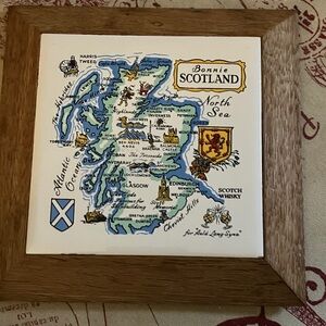 Bonnie Scotland Vintage Souvenir Tile 🏴󠁧󠁢󠁳󠁣󠁴󠁿